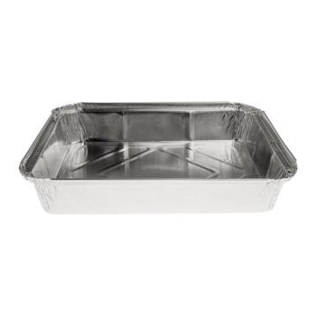 Rectangular aluminum foil container with rolled rim and raised edge 227x177x35 mm - E 1100 (oblique view)